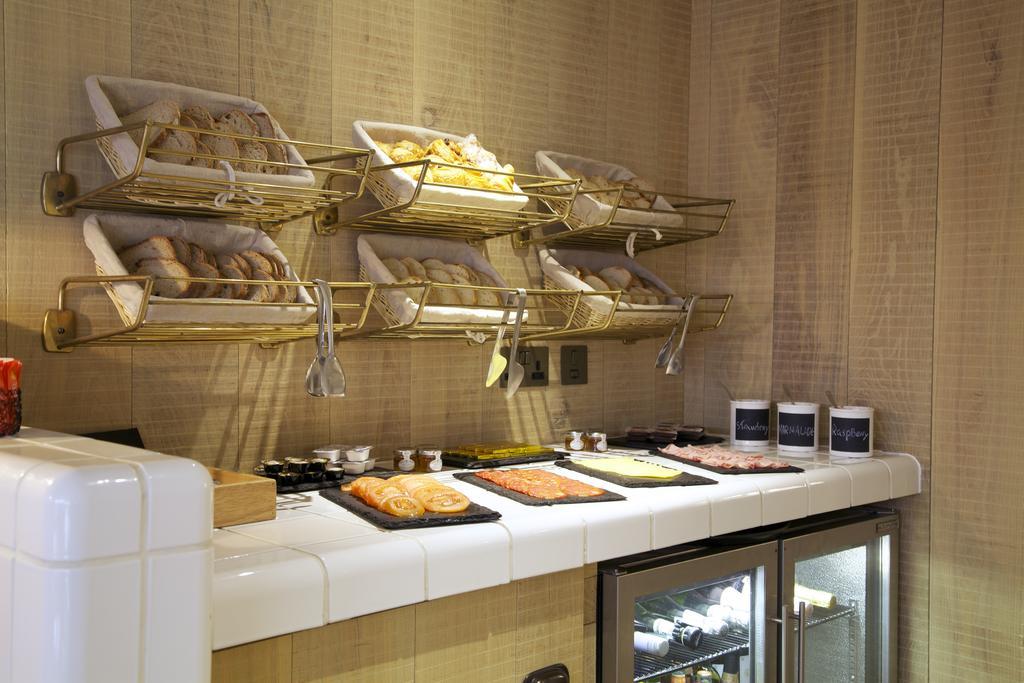 The Z Hotel Soho London Ngoại thất bức ảnh